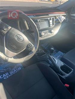 تۆیۆتا ڕاڤ 4